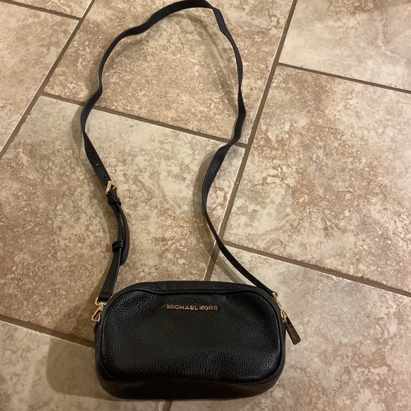 NWOT Michael Kors Crossbody Purse - Picture 3 of 8